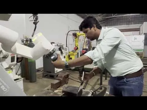 Robot welding video preview